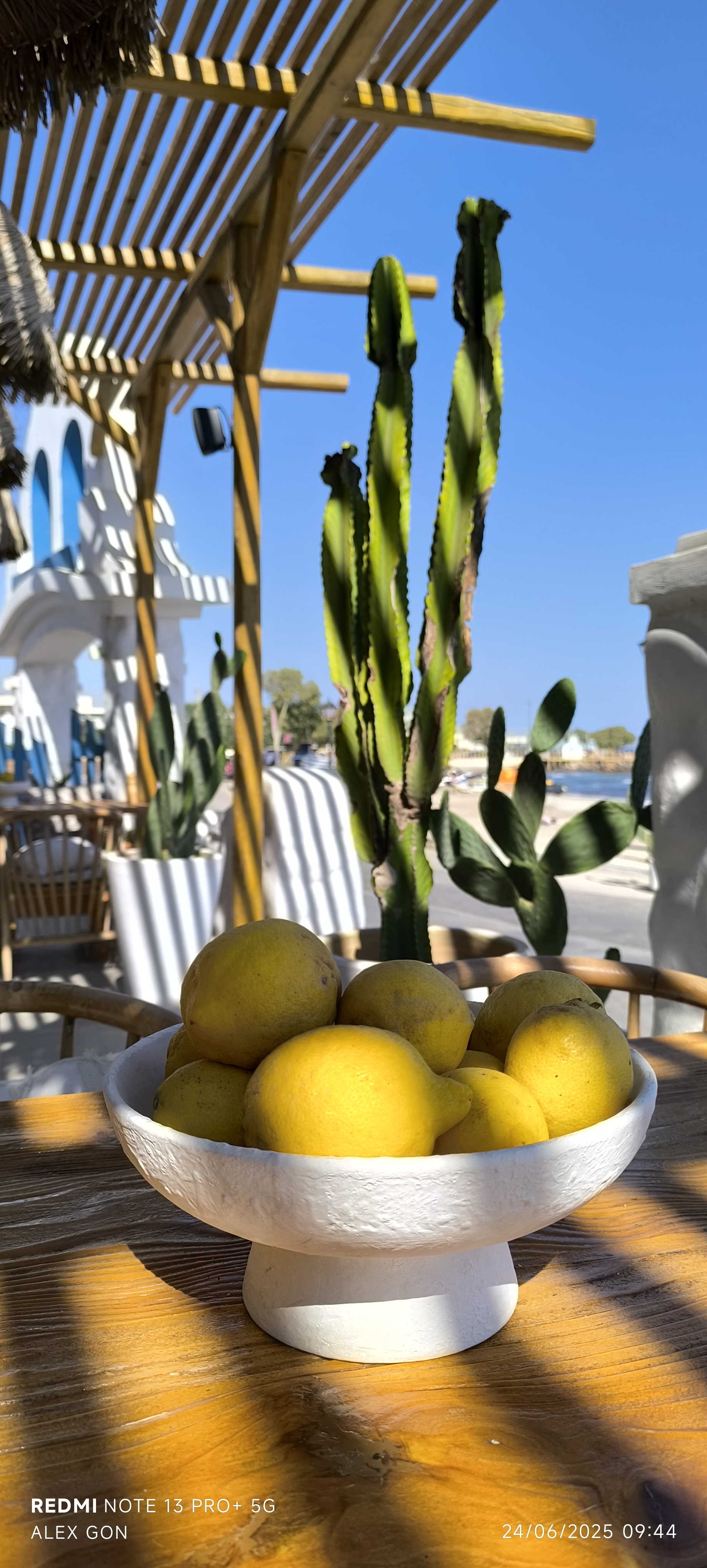 Spring lemons and village light — Analipsi before the summer rush
